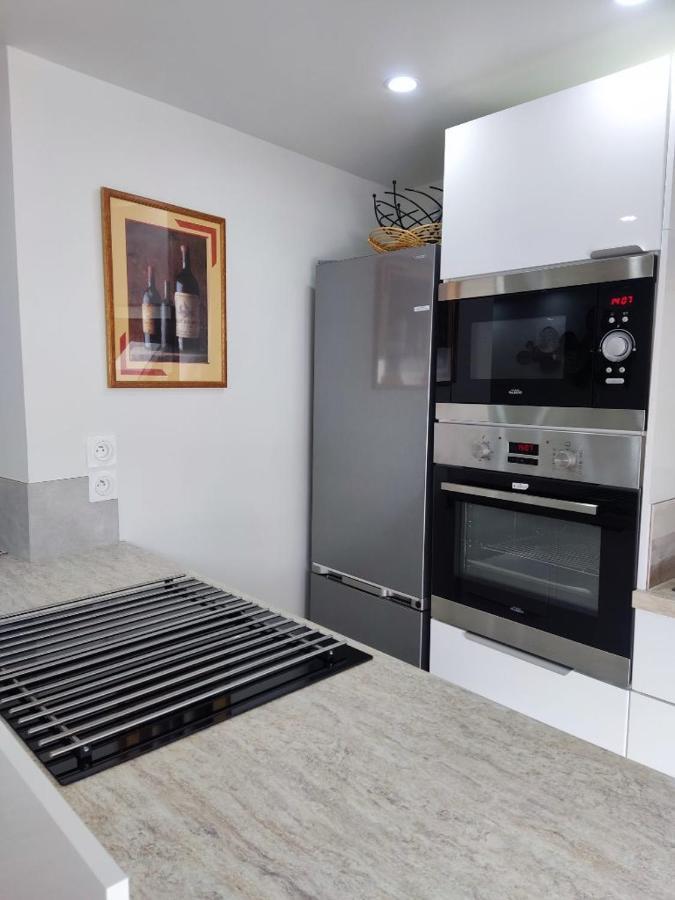 Comfortable Air-Conditioned T3 In The Heart Of Amboise With Parking Space Екстер'єр фото