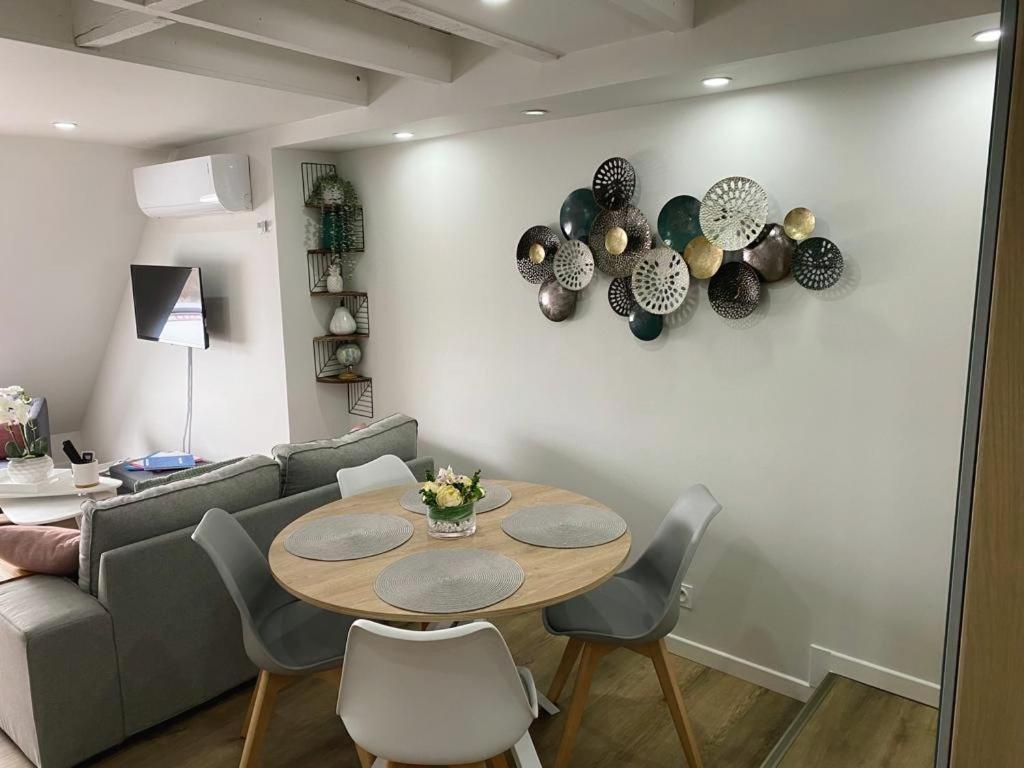 Comfortable Air-Conditioned T3 In The Heart Of Amboise With Parking Space Екстер'єр фото